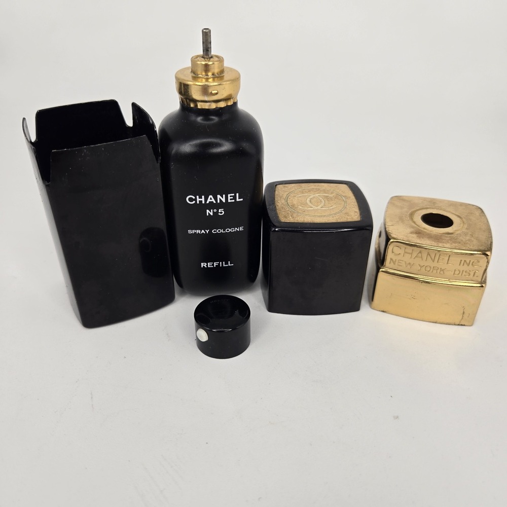 Vtg 1980 Classic Black Chanel No‎ 5 refillable perfume atomizer 1.5 Fl Oz Empty